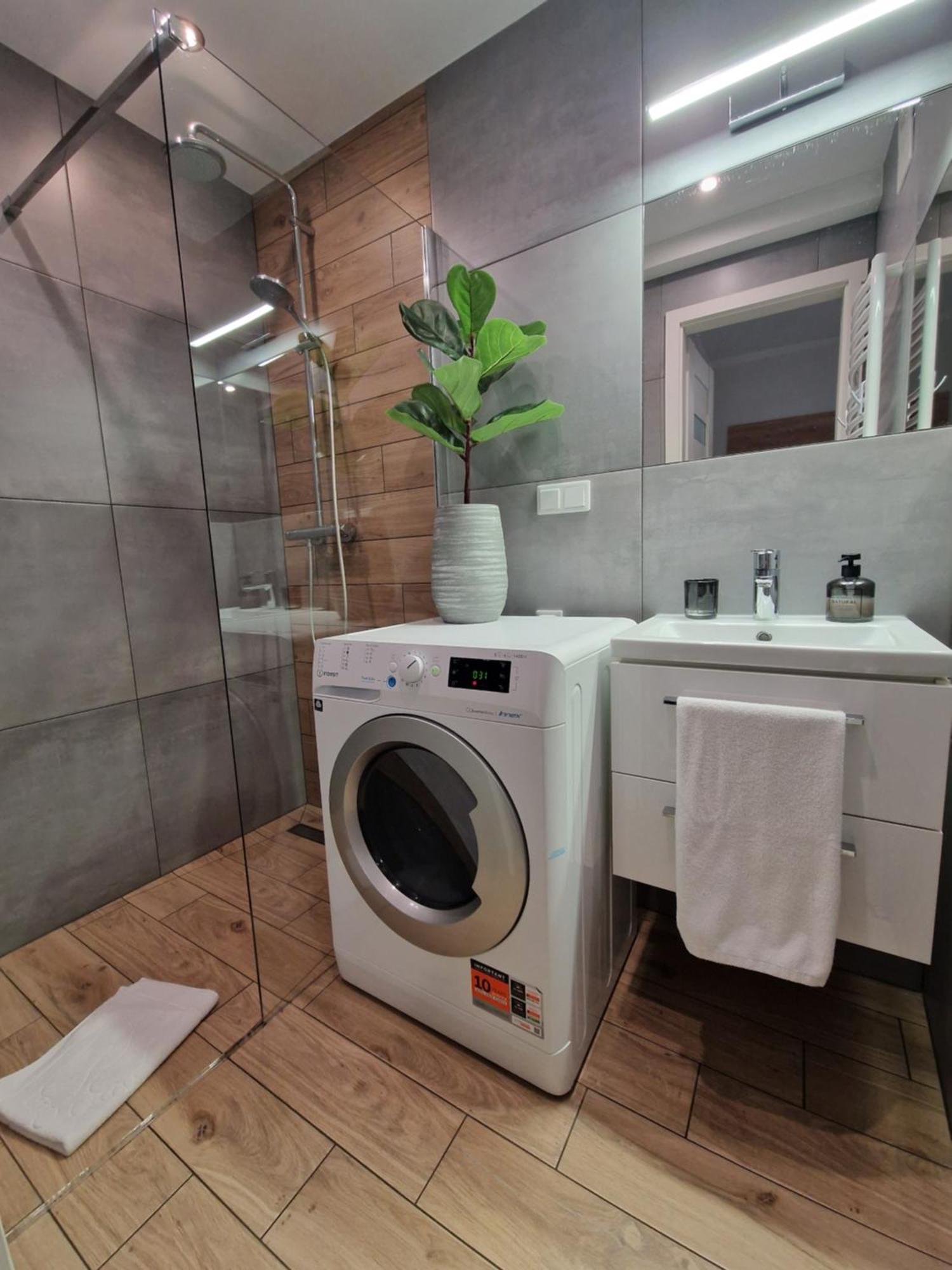Apartament W Srodmiesciu Sanok Exterior foto